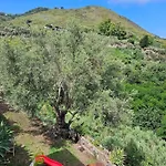 Margot - Authentic Seaview Countryside & Appartement Lipari (Isola Lipari)